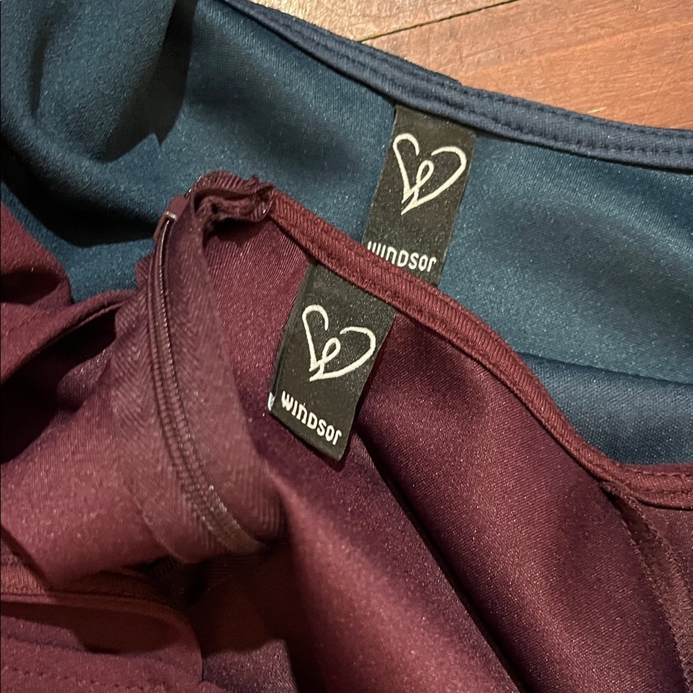 🌻3/$15🌻 Windsor Long Sleeve Dresses in Burgundy and Teal bundle - Picture 2 of 11